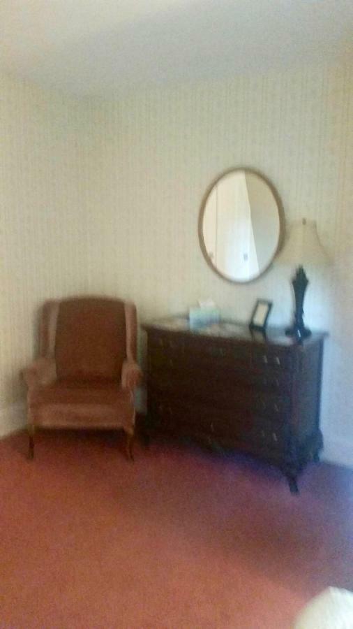 Old Corner Inn Manchester-by-The-Sea Bagian luar foto