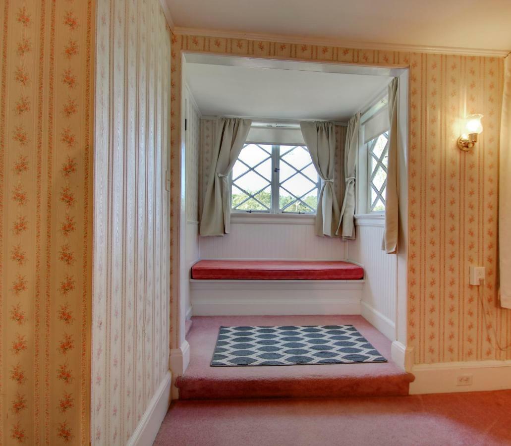 Old Corner Inn Manchester-by-The-Sea Bagian luar foto